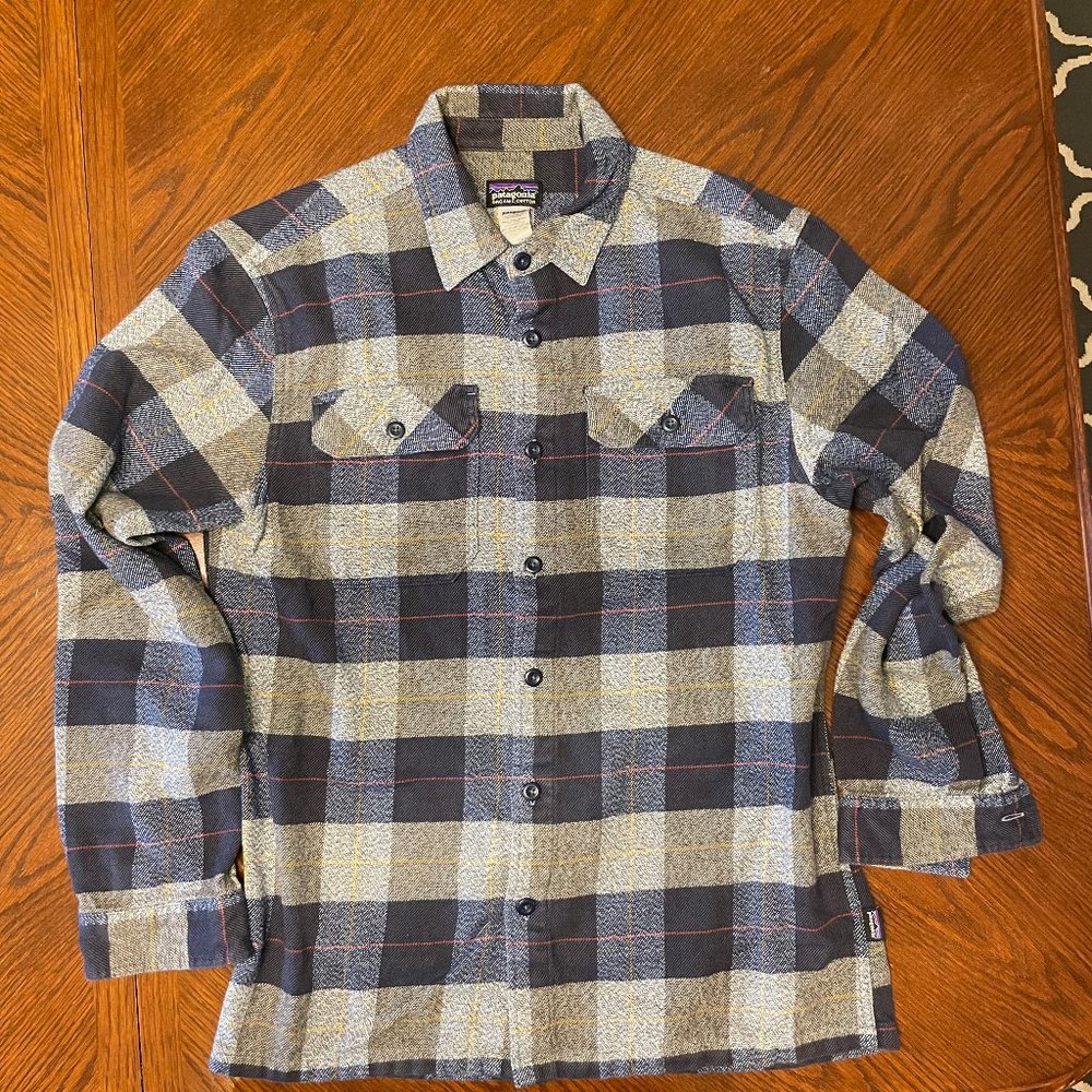 Patagonia Men's Fjord Flannel Shirt, Sz S, Excellent condition